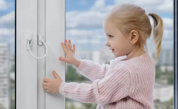 Детские замки на окна 